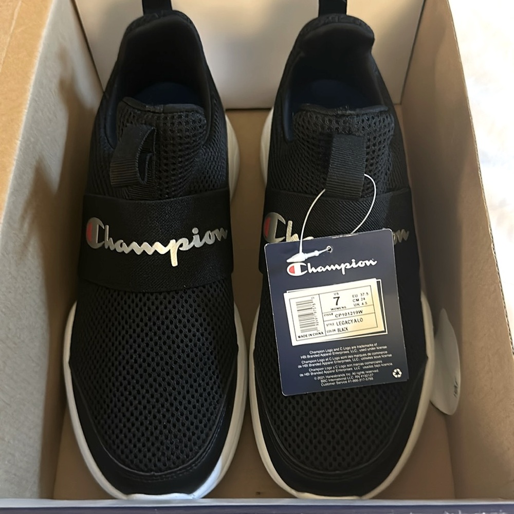 🆕NIB CHAMPION SZ 7 Legacy A Lo ⭐️